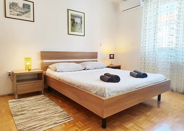 Lara\'S Apartment