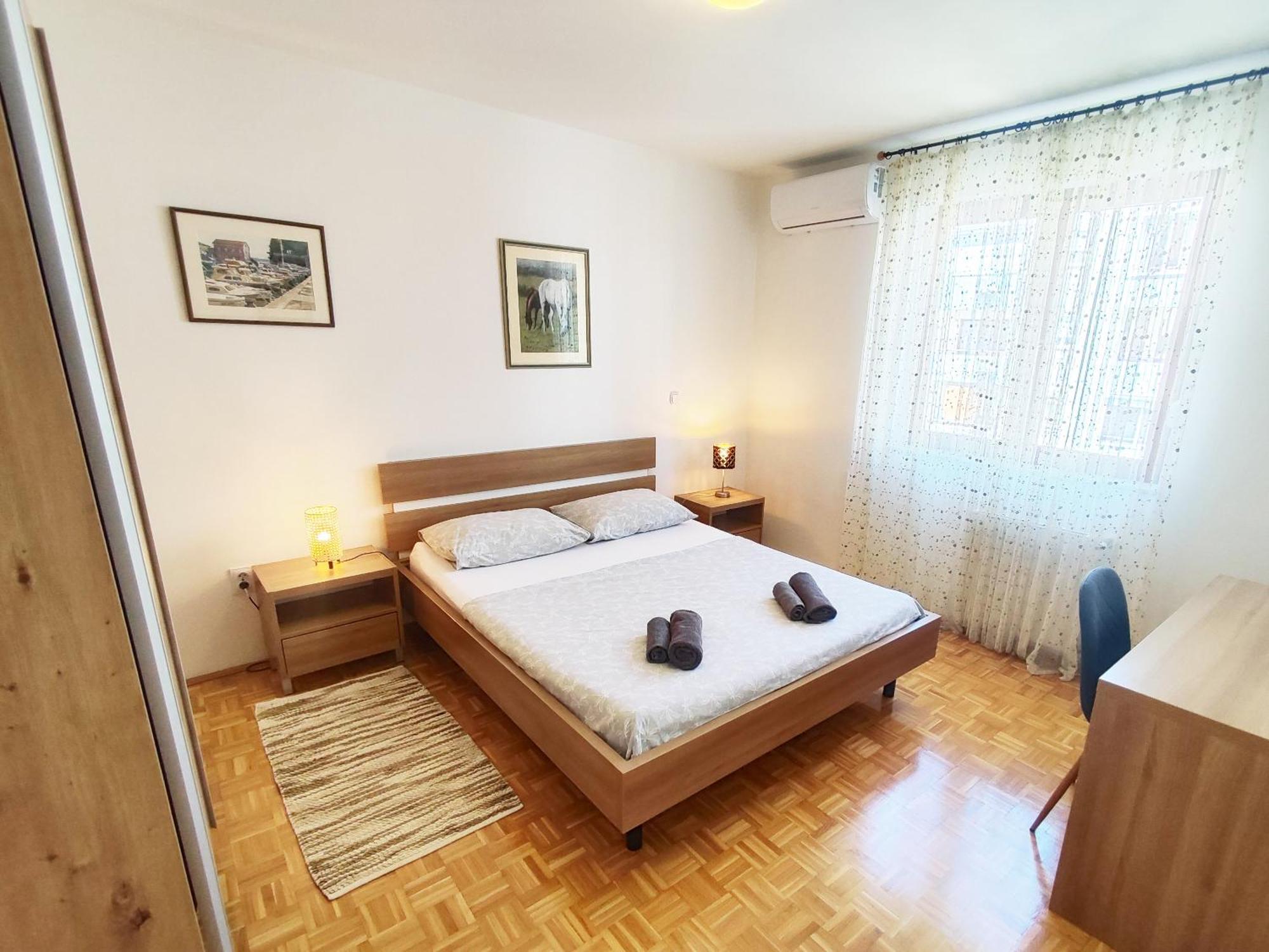 Lara's Apartament *